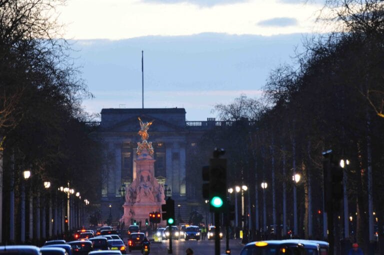 View on Buckingham Palace by night from Admiralty Arch