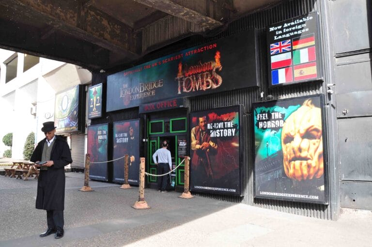 View on the London Dungeon scaries attraction in London Bridge